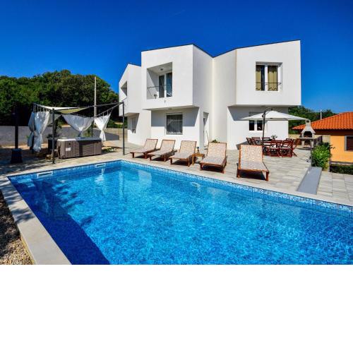 Villa Karin by Interhome