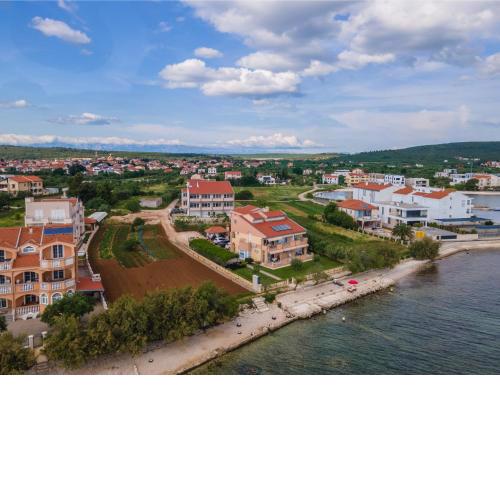 VILLA Karolina by the sea
