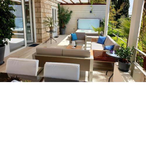 Villa King Deluxe Apartment
