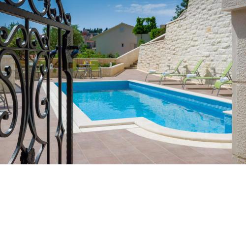 Villa Kogo