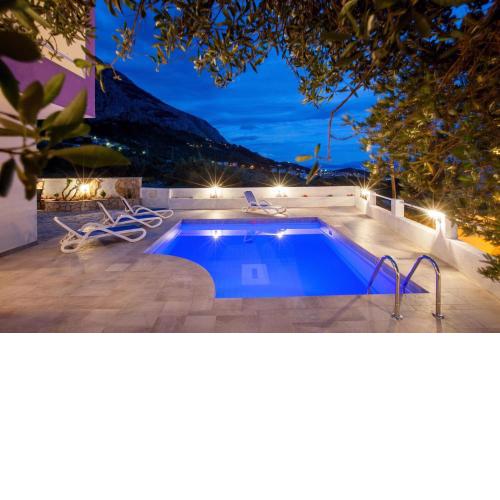 Villa Kristina in Makarska, private pool