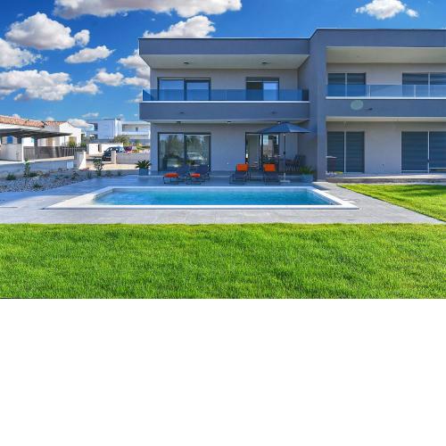 Villa Leko 2203