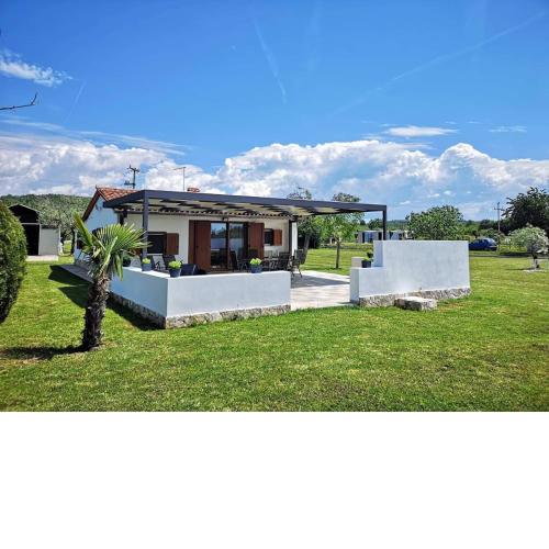 Villa Leo
