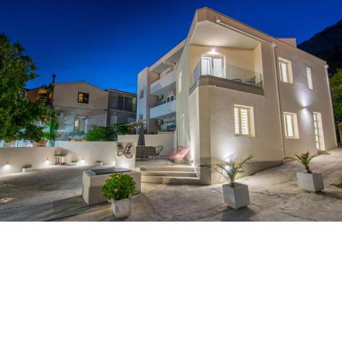 Villa Lile