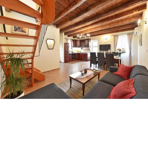 Villa LILI