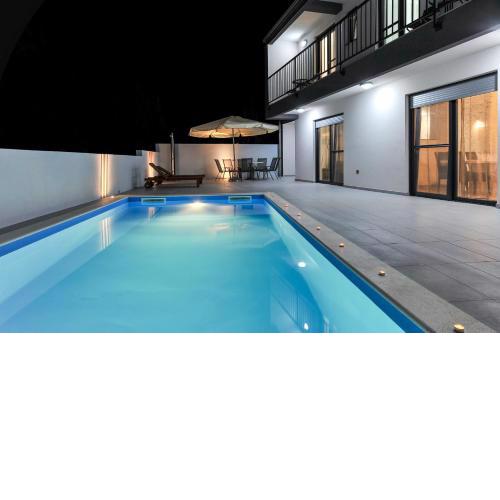 Villa Lily