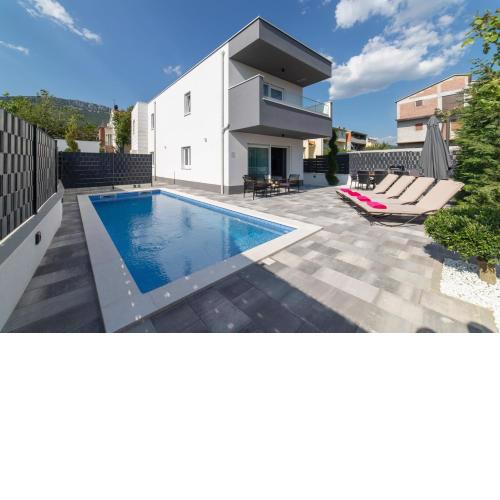 Villa Ljubic
