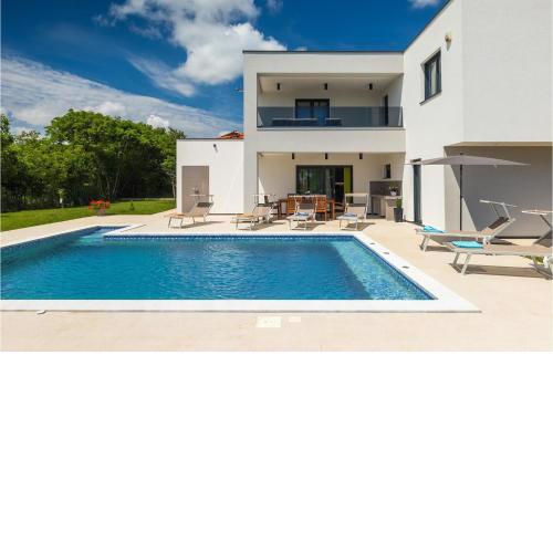 Villa Lucas