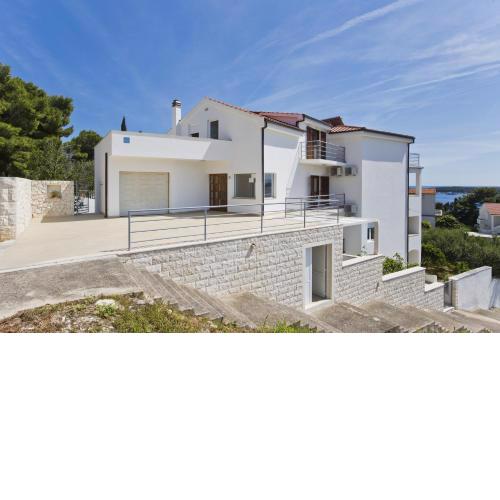 Villa Lucija