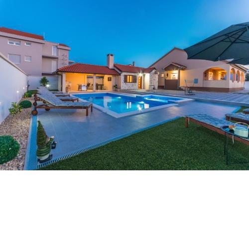 Villa Lucija