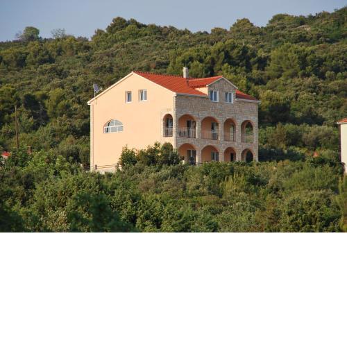 Villa Lunaris