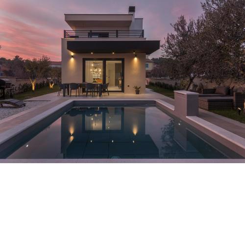 Villa M with Private Pool