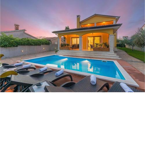 Villa Mala