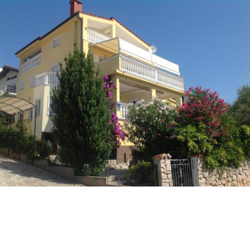 Villa Manja