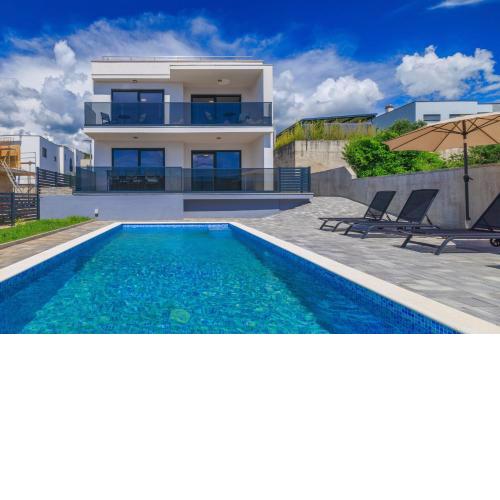 Villa Mare 4 stars
