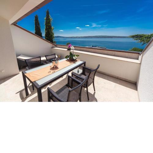 Villa Maslina V,VM