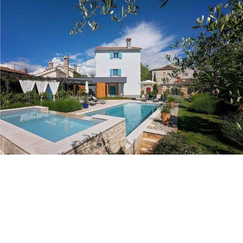 Villa Maxima Agri