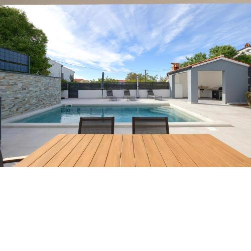 Villa Meri with private pool and sea view
