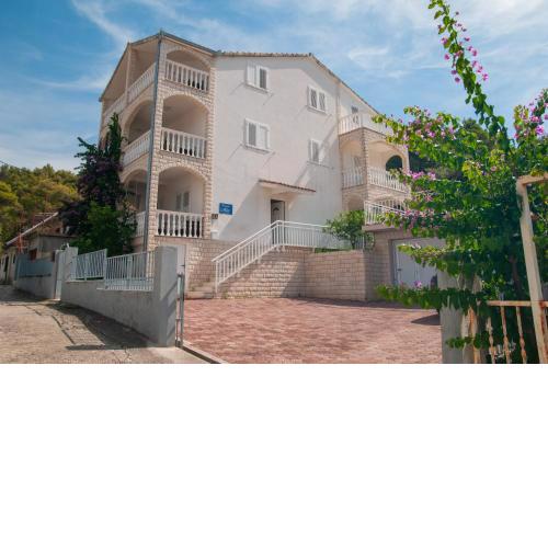 VILLA MIA TROGIR