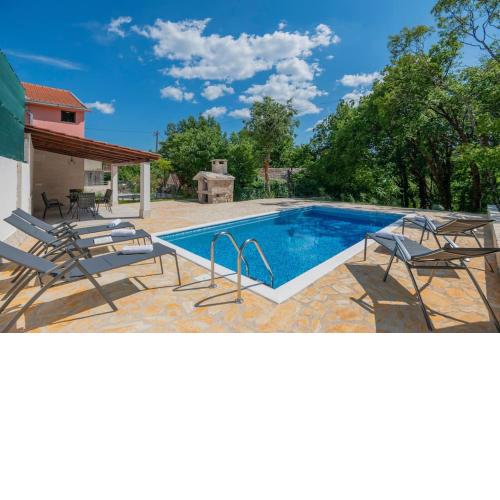 VILLA MILLA-Grubine