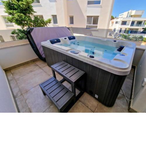 Villa Miss Sunshine with private jacuzzi