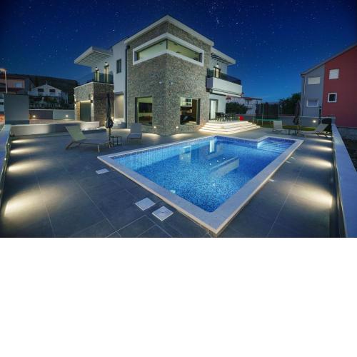 Villa Moonlight