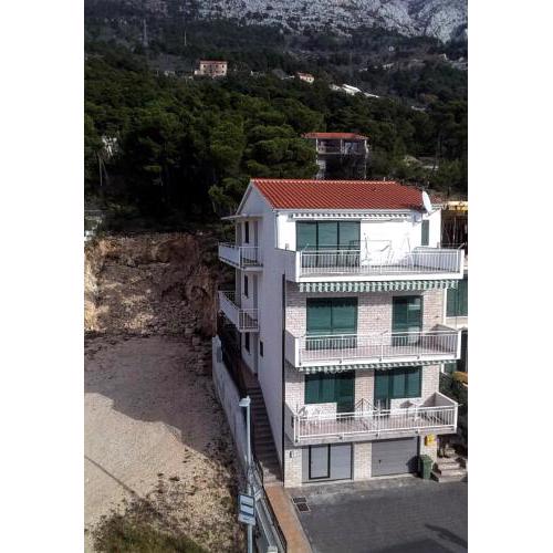 VILLA NEDE