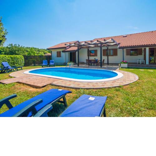 Villa Nika