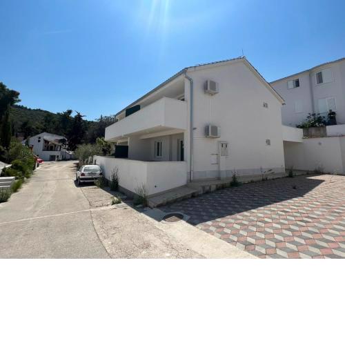 Villa Nikola