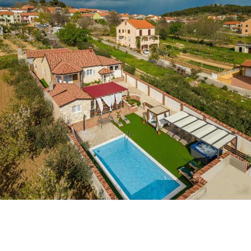 Villa Nikolina