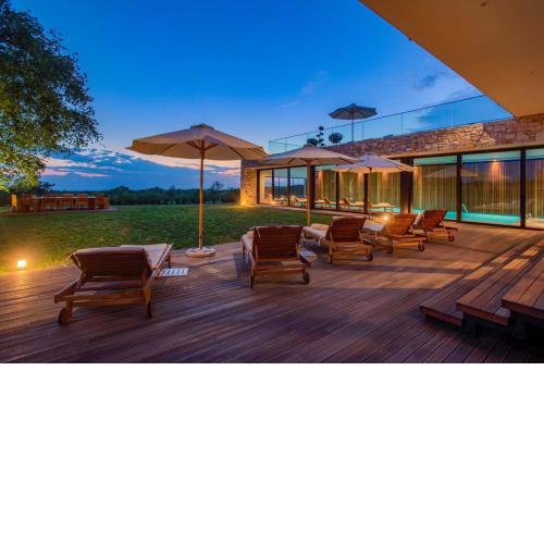 Villa Novica Platinum - 4 Bedroom Villa - Rural Countryside setting - Jacuzzi Sauna and Gym