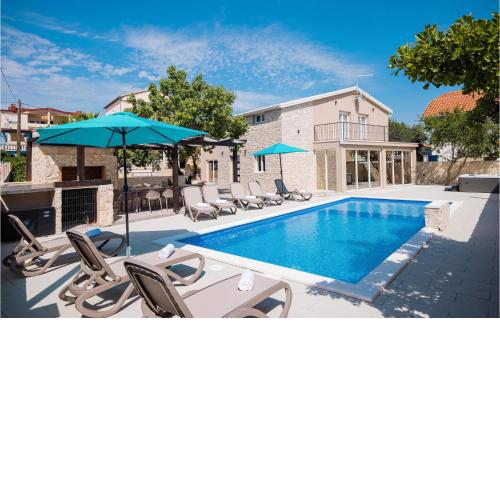 Villa One Oak