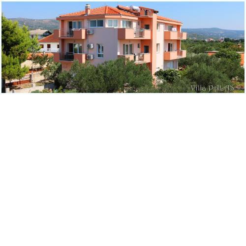 Villa Palas Apartments