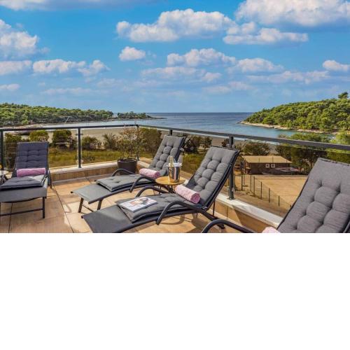 Villa Palma - seaside luxury villa for 6 person!