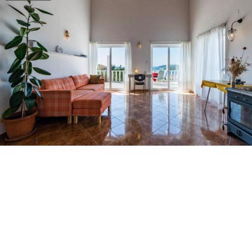 Villa Paradise Regained