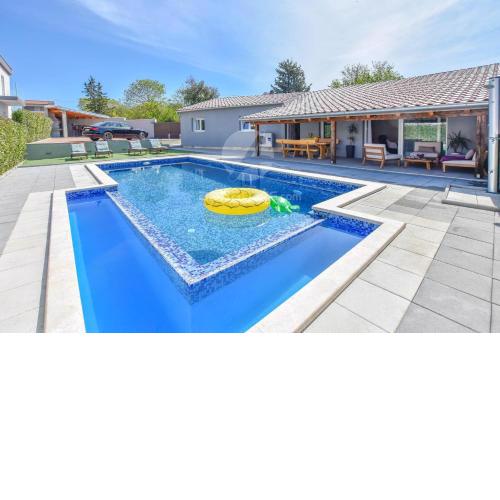 Villa Pave
