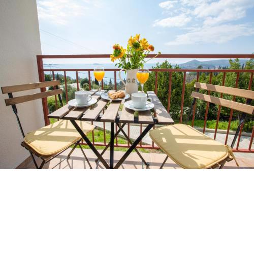Villa Pergola-Apartment Toni