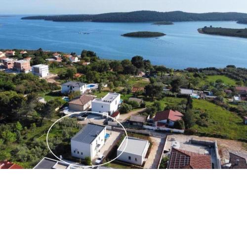 Villa Pura Vida