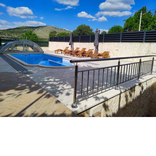 villa rose