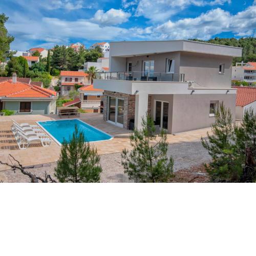 Villa Sablja