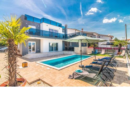 Villa Salt Life
