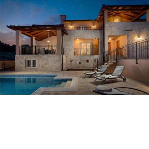 Villa San
