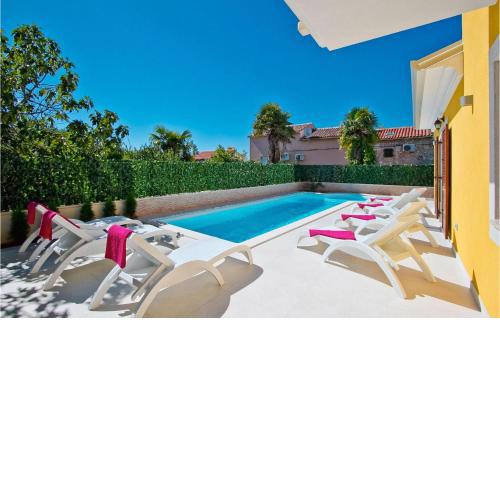 Villa Star