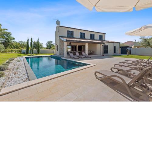 Villa Stellar