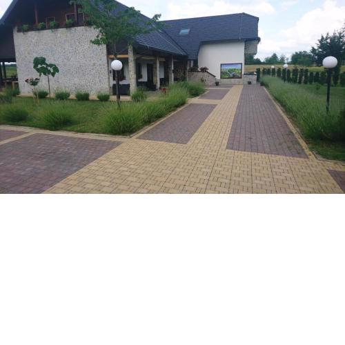 Villa Stone 1