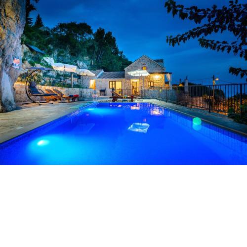Villa Stone-Exceptional private Estate