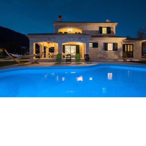 Villa Stonegate Estate - Bonus, dvije vile jedna cijena!