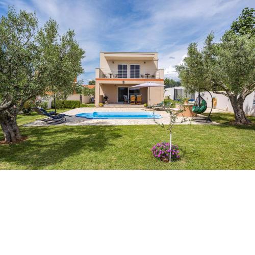 Villa Sunny Olive