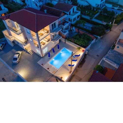 Villa THALIA