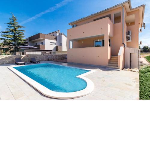 Villa Tiana
